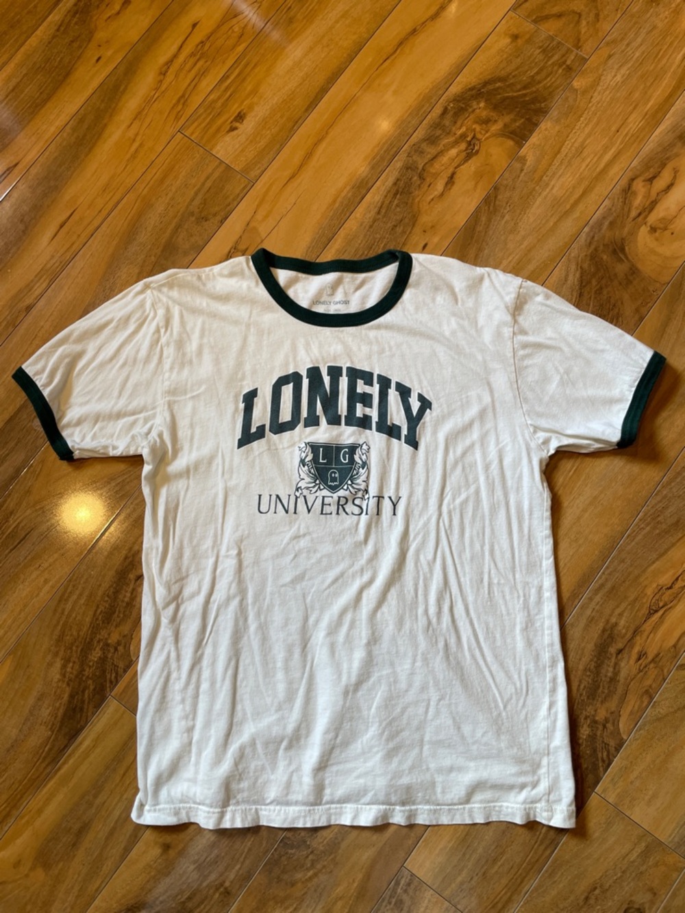 Lonely ghost size large T-shirt
